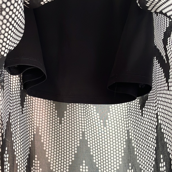 Black and White Printed Maxi Skirt with side slits and inner skirt lining, Small - Picture 6 of 8